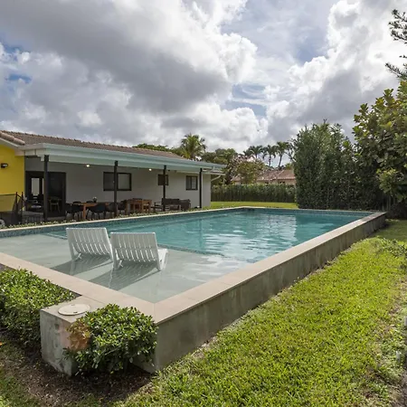 Heated Pool - 5Min Coral Gables - Family Vacation Villa